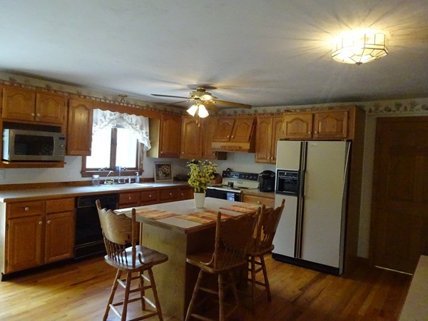 13 Dukes Brook Road Plympton, MA 02367 - Photo 4 of 25 Gallery Image 4