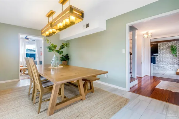 $3,000 | 4261 Obregon Drive, Pensacola, FL 32504