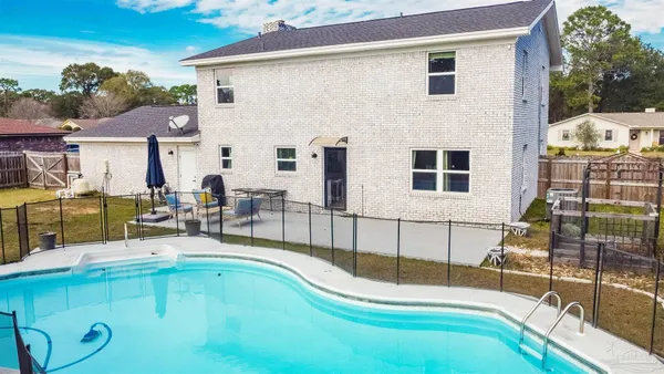 $3,000 | 4261 Obregon Drive, Pensacola, FL 32504