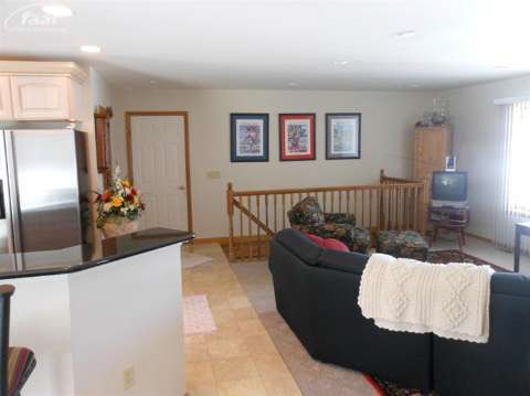 6202 Johnson Road Flushing, MI 48433 - Photo 5 of 21 20394280-4.JPG
