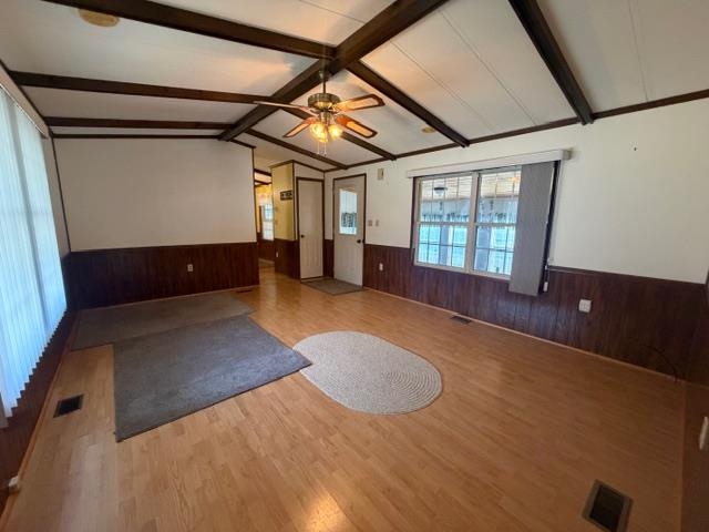 141 Lancaster Road, Unit TRLR 14 Gorham, NH 03581 - Photo 11 of 24