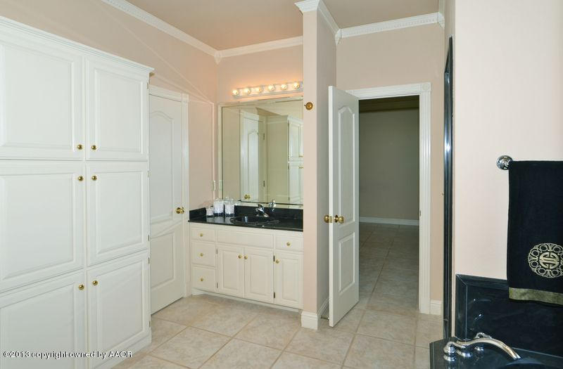 17301 White Wing Road Canyon, TX 79015 - Photo 27 of 40 Master Bath