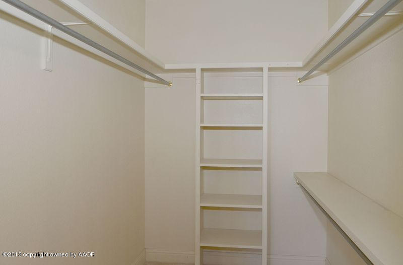 17301 White Wing Road Canyon, TX 79015 - Photo 30 of 40 Master Closet