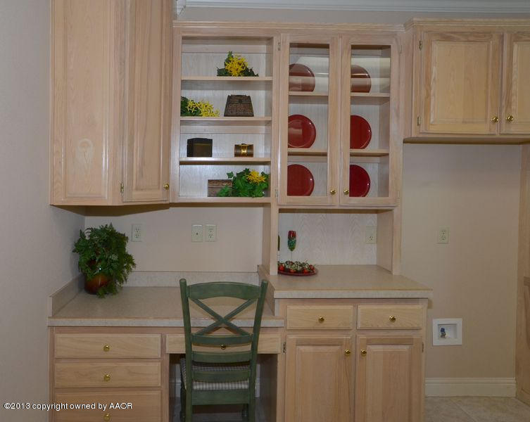 17301 White Wing Road Canyon, TX 79015 - Photo 35 of 40 Desk