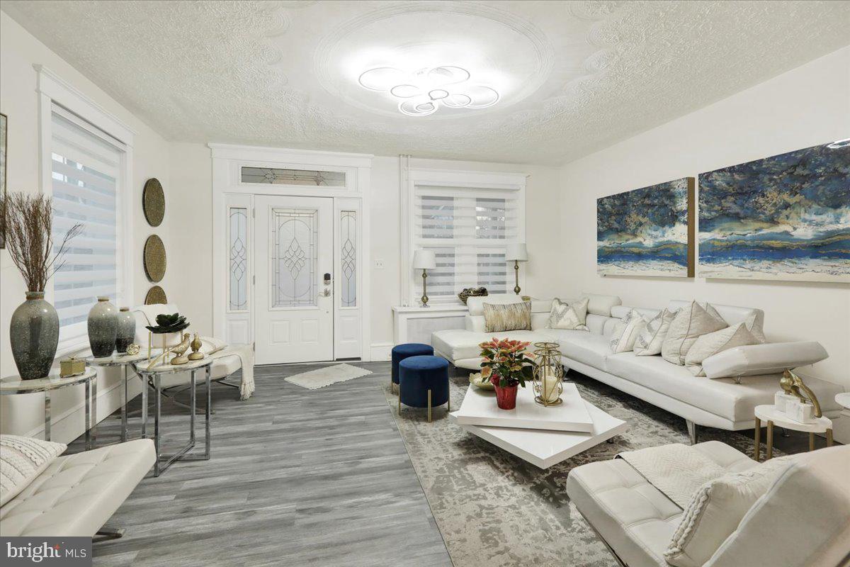 405 Reading Avenue Reading, PA 19611 - Photo 2 of 27