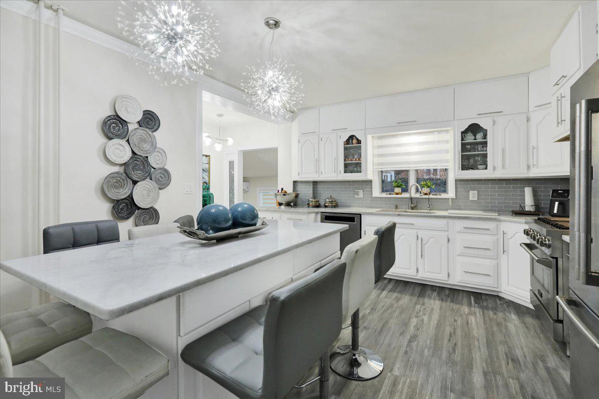 405 Reading Avenue Reading, PA 19611 - Photo 7 of 27