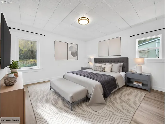 $350,000 | 900 Southwest Sadie B Avenue, Cascade Locks, OR 97014