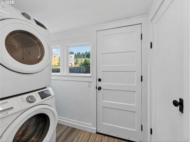 $350,000 | 900 Southwest Sadie B Avenue, Cascade Locks, OR 97014