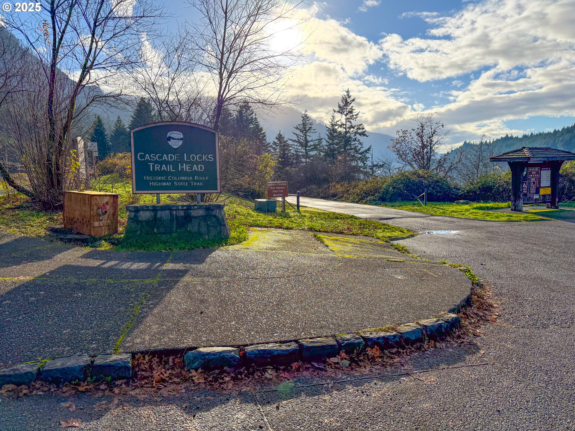 900 Southwest Sadie B Avenue Cascade Locks, OR 97014 - Photo 26 of 29 a view of outdoor space yard and swimming pool