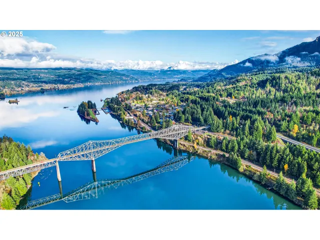 $350,000 | 900 Southwest Sadie B Avenue, Cascade Locks, OR 97014