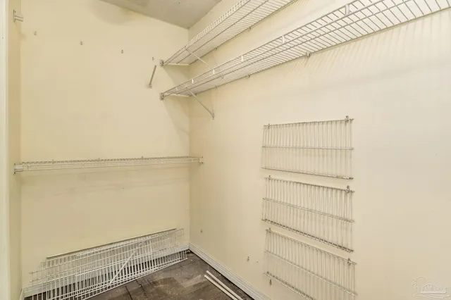 $160,000 | 10 Park Drive, Pensacola, FL 32507