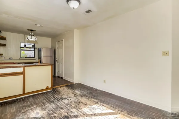 $155,000 | 10 Park Drive, Pensacola, FL 32507