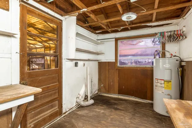 $160,000 | 10 Park Drive, Pensacola, FL 32507