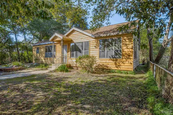 $155,000 | 10 Park Drive, Pensacola, FL 32507