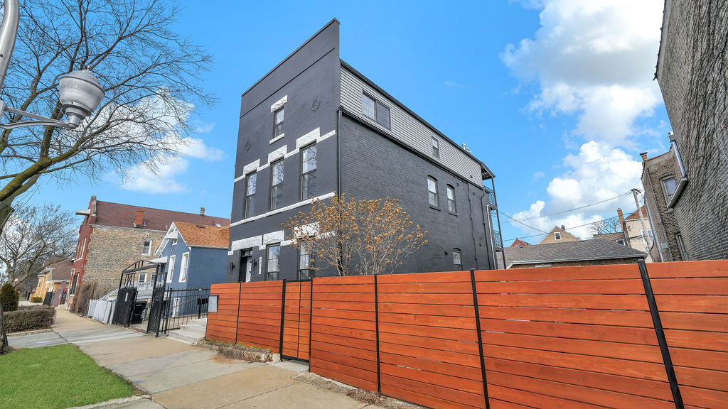 2704 West 24th Place, Unit 2 Chicago, IL 60608 - Photo 1 of 1