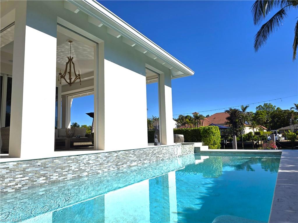 1935 7th Street South Naples, FL 34102 - Photo 4 of 27