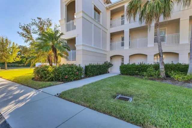 $325,000 | 500 San Lino Circle, Unit 511, Venice, FL 34292