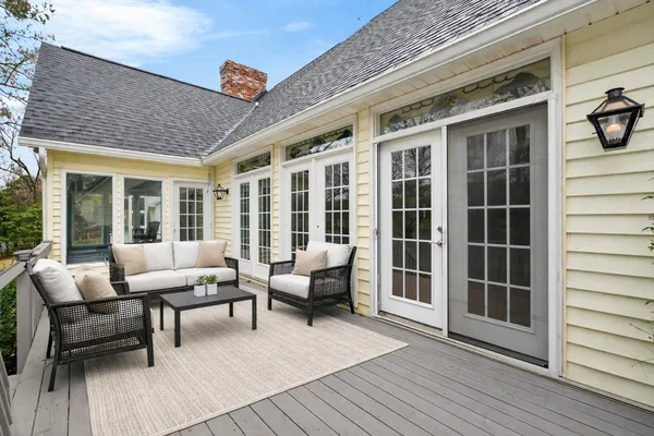 $609,900 | 317 East Killarney Lake, Moore, SC 29369