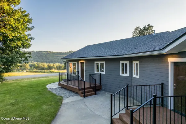 $635,000 | 7077 Funkhouser Street, Bonners Ferry, ID 83805