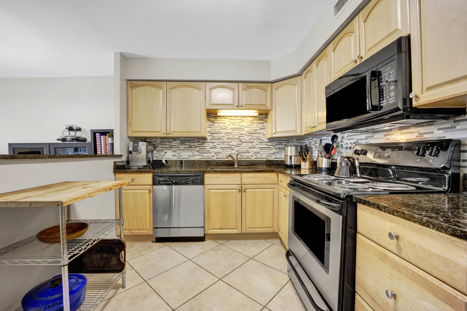 6007 North Sheridan Road, Unit 14F Chicago, IL 60660 - Photo 9 of 27