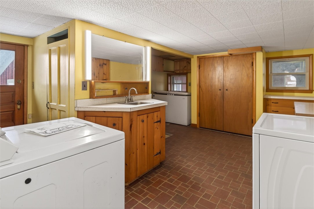 252 Fisher Road Phelps, NY 14532 - Photo 10 of 47