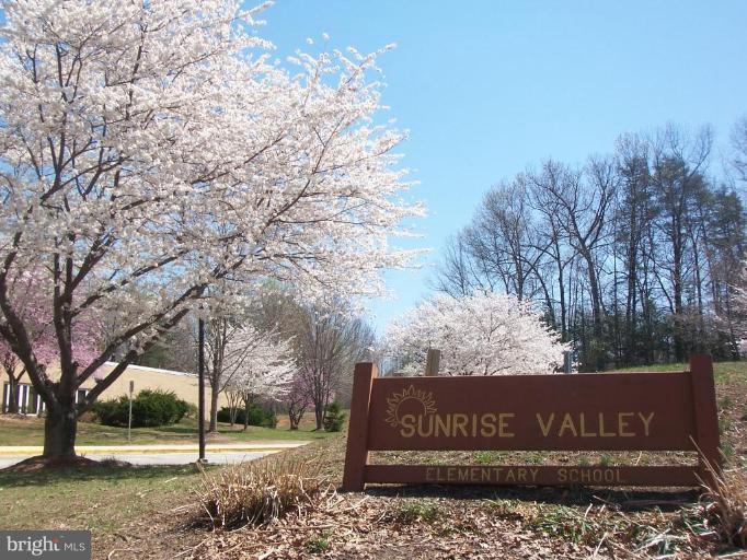 10711 Cross School Road Reston, VA 20191 - Photo 22 of 22 Community Amenities 1