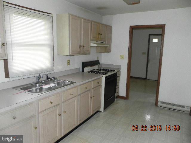 6107 Delaware Line Road Rhodesdale, MD 21659 - Photo 18 of 22 Kitchen