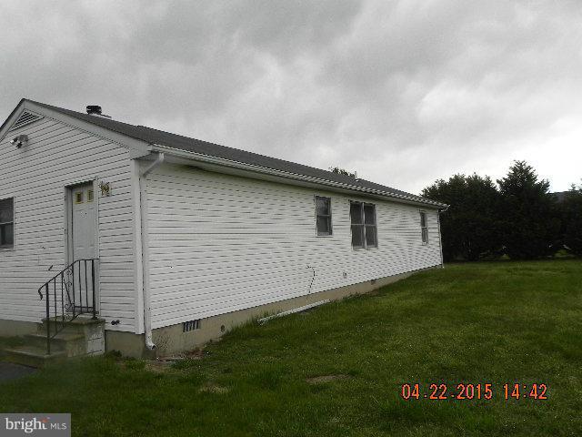 6107 Delaware Line Road Rhodesdale, MD 21659 - Photo 4 of 22 Exterior (Rear)
