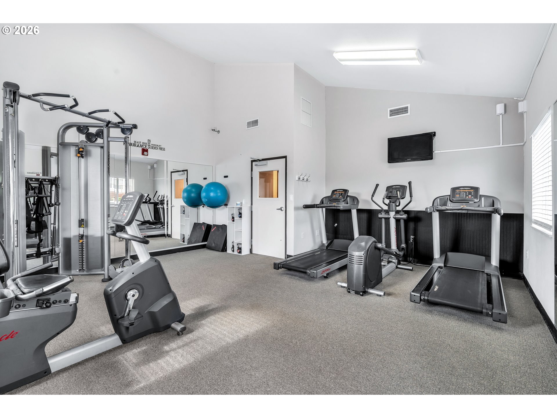 12450 Southwest Fischer Road, Unit 146 Portland, OR 97224 - Photo 26 of 34