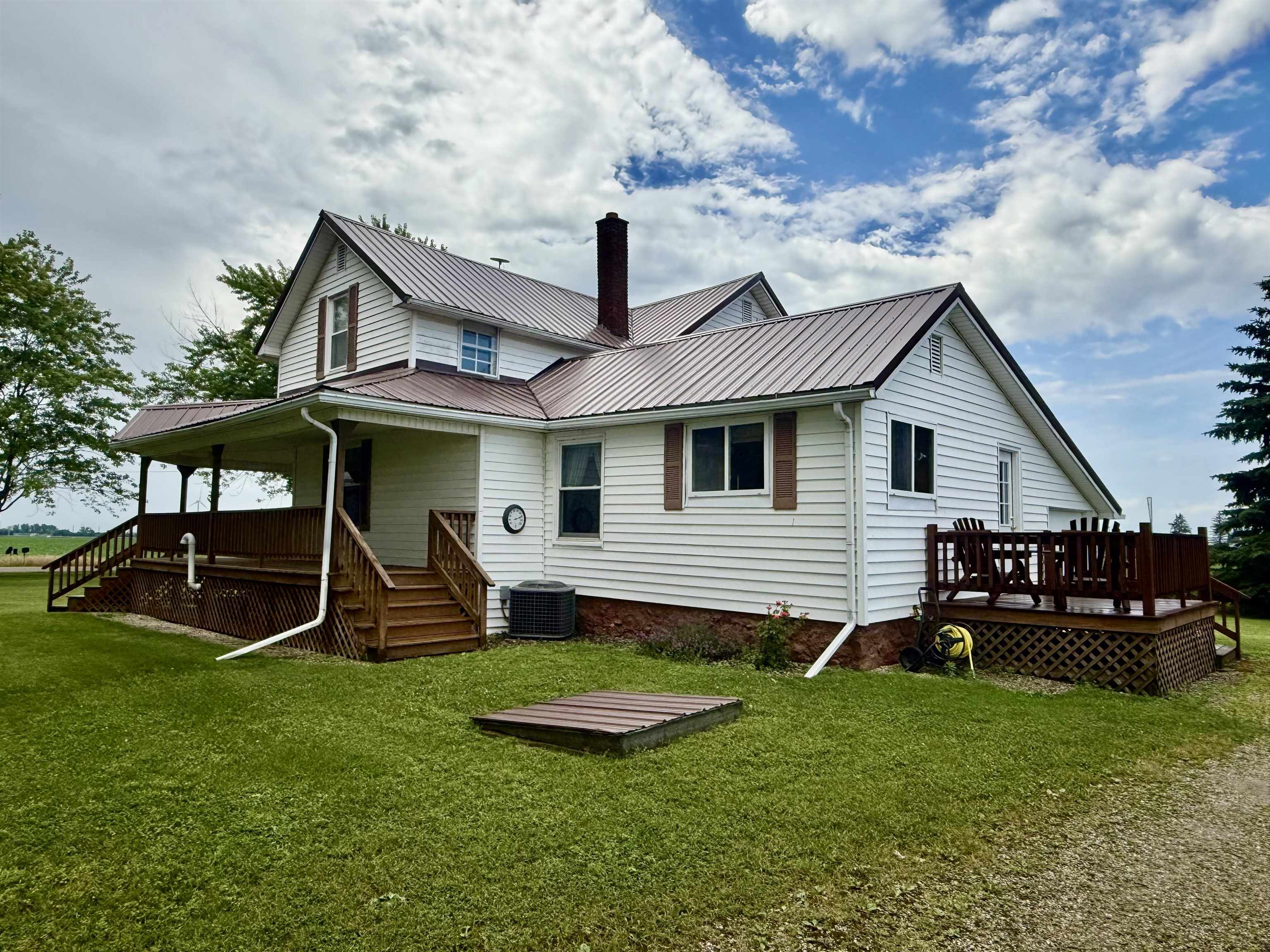 5877 East Adams Road Breckenridge, MI 48615 - Photo 3 of 48