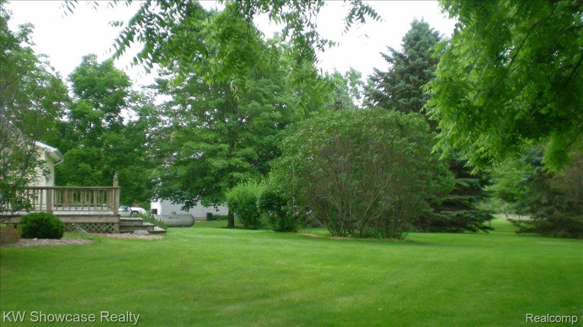 10117 Silver Lake Road Linden, MI 48451 - Photo 23 of 24 silver3
