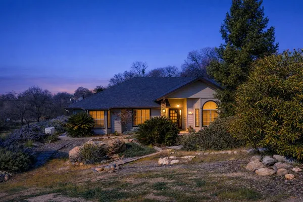 $649,800 | 41766 John Muir Drive, Coarsegold, CA 93614