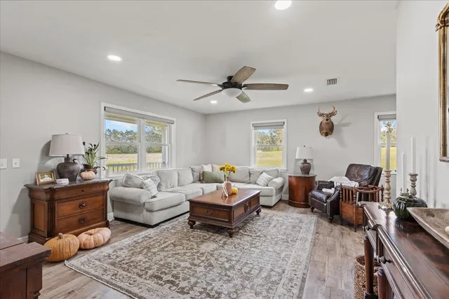 $345,000 | 647 Southeast Regency Trail, Madison, FL 32340