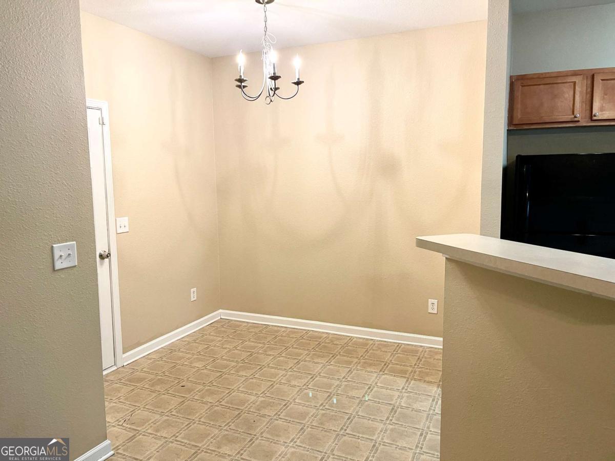 6938 Rogers Point Lithonia, GA 30058 - Photo 5 of 18