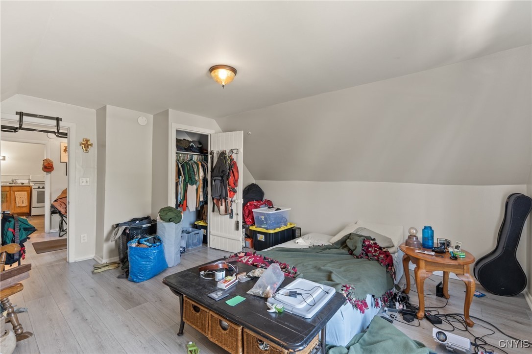 708 East Laurel Street Syracuse, NY 13203 - Photo 11 of 14