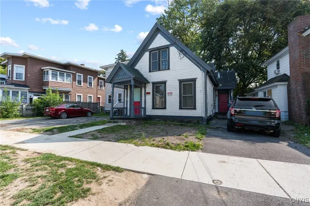 $169,900 | 708 East Laurel Street, Syracuse, NY 13203