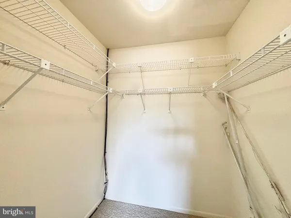 $2,100 | 15316 Pine Orchard Drive, Unit 823H, Silver Spring, MD 20906