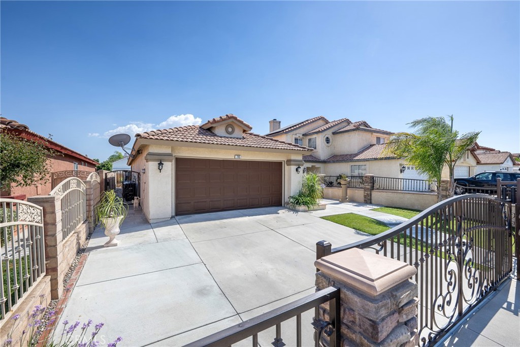 285 Flicker Way Perris, CA 92571 - Photo 5 of 42