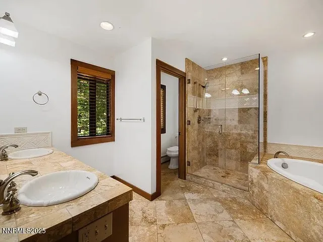 $7,500 | 445 Country Club Drive, Incline Village, NV 89451