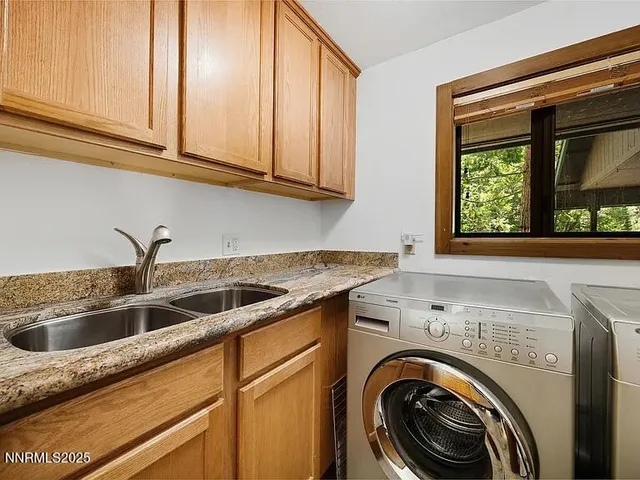 $7,500 | 445 Country Club Drive, Incline Village, NV 89451