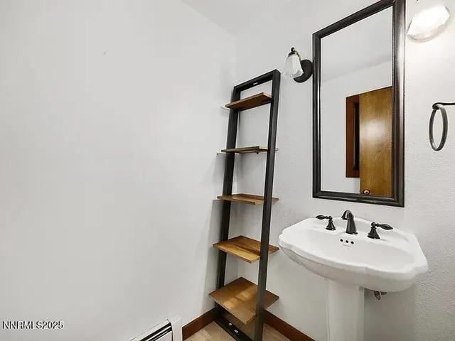 $7,500 | 445 Country Club Drive, Incline Village, NV 89451