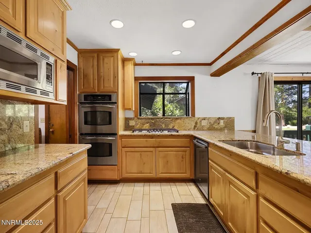 $7,500 | 445 Country Club Drive, Incline Village, NV 89451