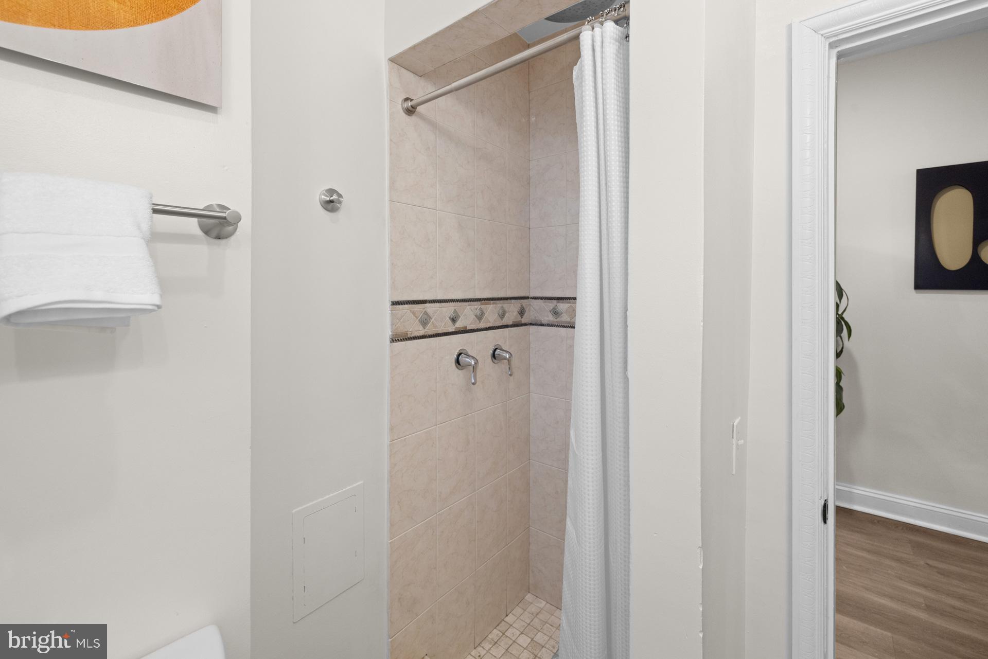 59 Rhode Island Avenue Northwest, Unit 4 Washington, DC 20001 - Photo 17 of 48