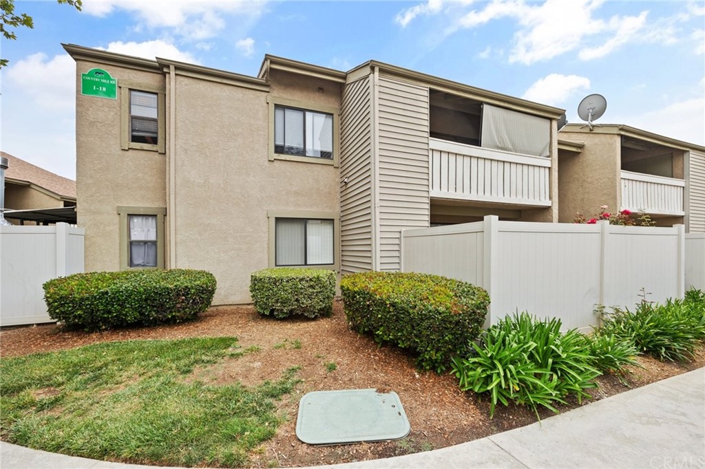 8 Country Mile Road Pomona, CA 91766 - Photo 1 of 1 Gallery Image 1