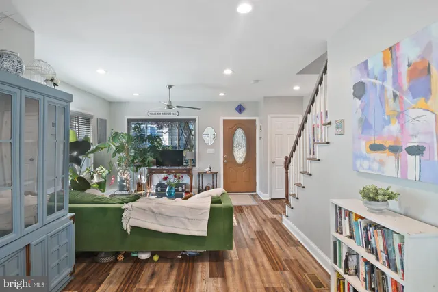 $2,500 | 4401 Grand View Avenue, Baltimore, MD 21211