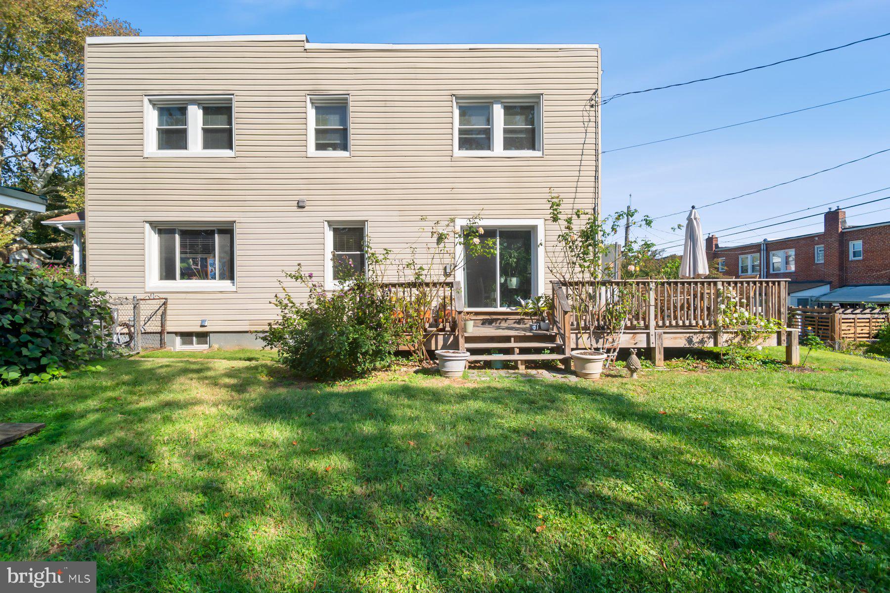 4401 Grand View Avenue Baltimore, MD 21211 - Photo 29 of 35