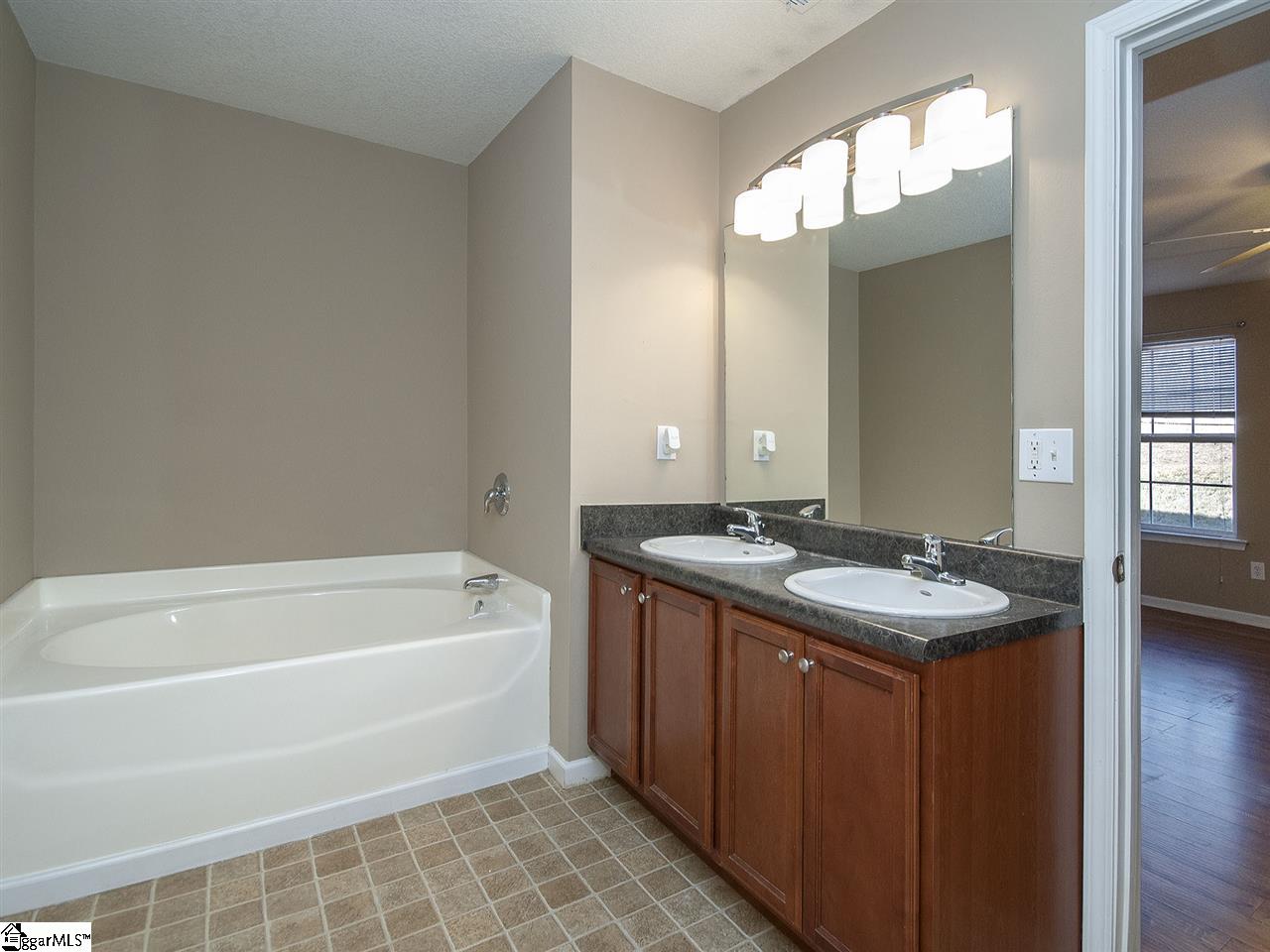 320 Rivers Edge Circle Simpsonville, SC 29680 - Photo 23 of 35 Gallery Image 23