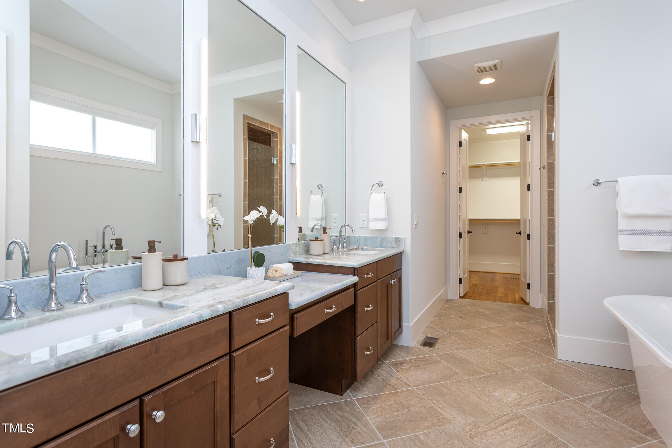 4126 Rockingham Street Raleigh, NC 27609 - Photo 20 of 60 revolution-4126-rockingham-27