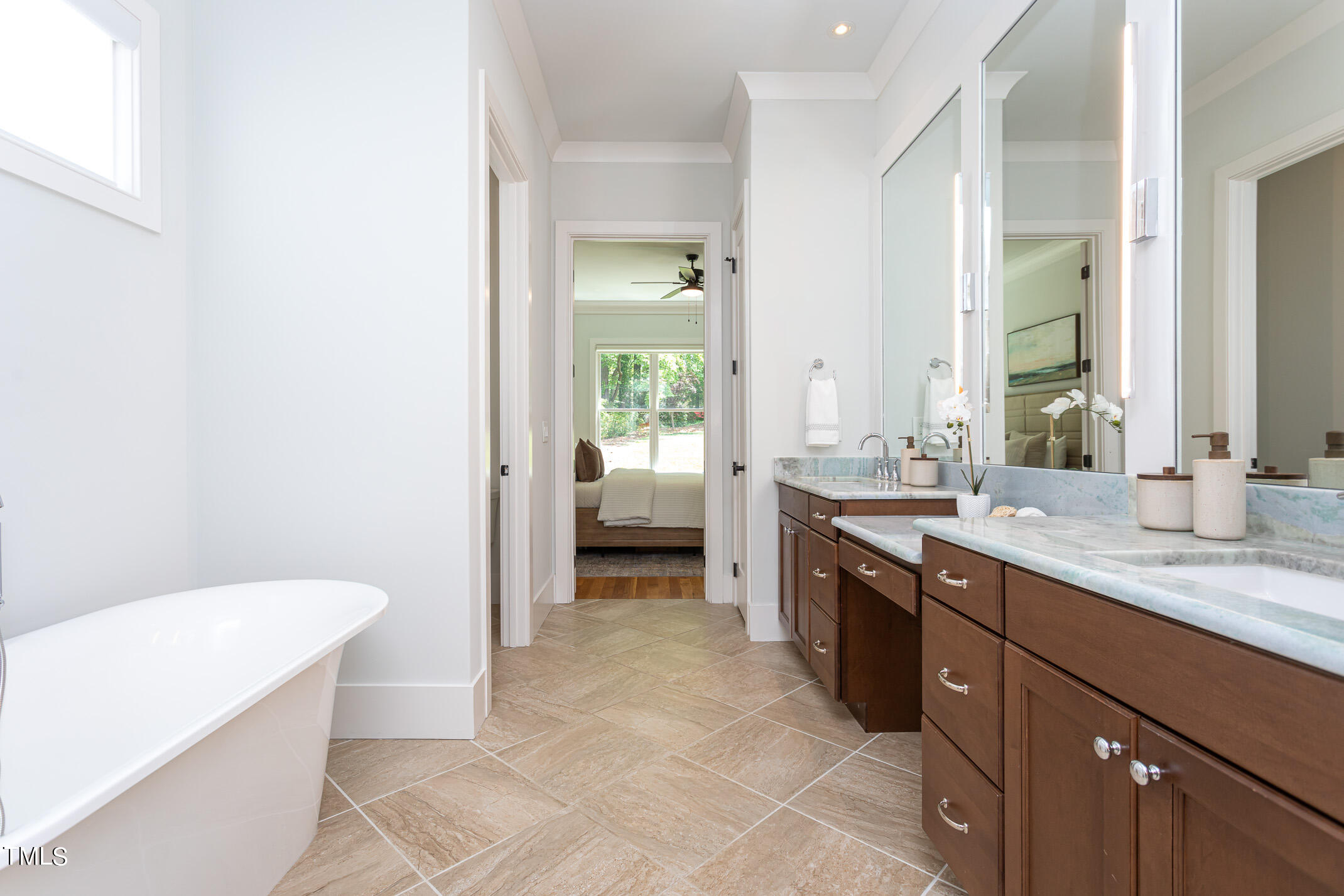 4126 Rockingham Street Raleigh, NC 27609 - Photo 22 of 60 revolution-4126-rockingham-29
