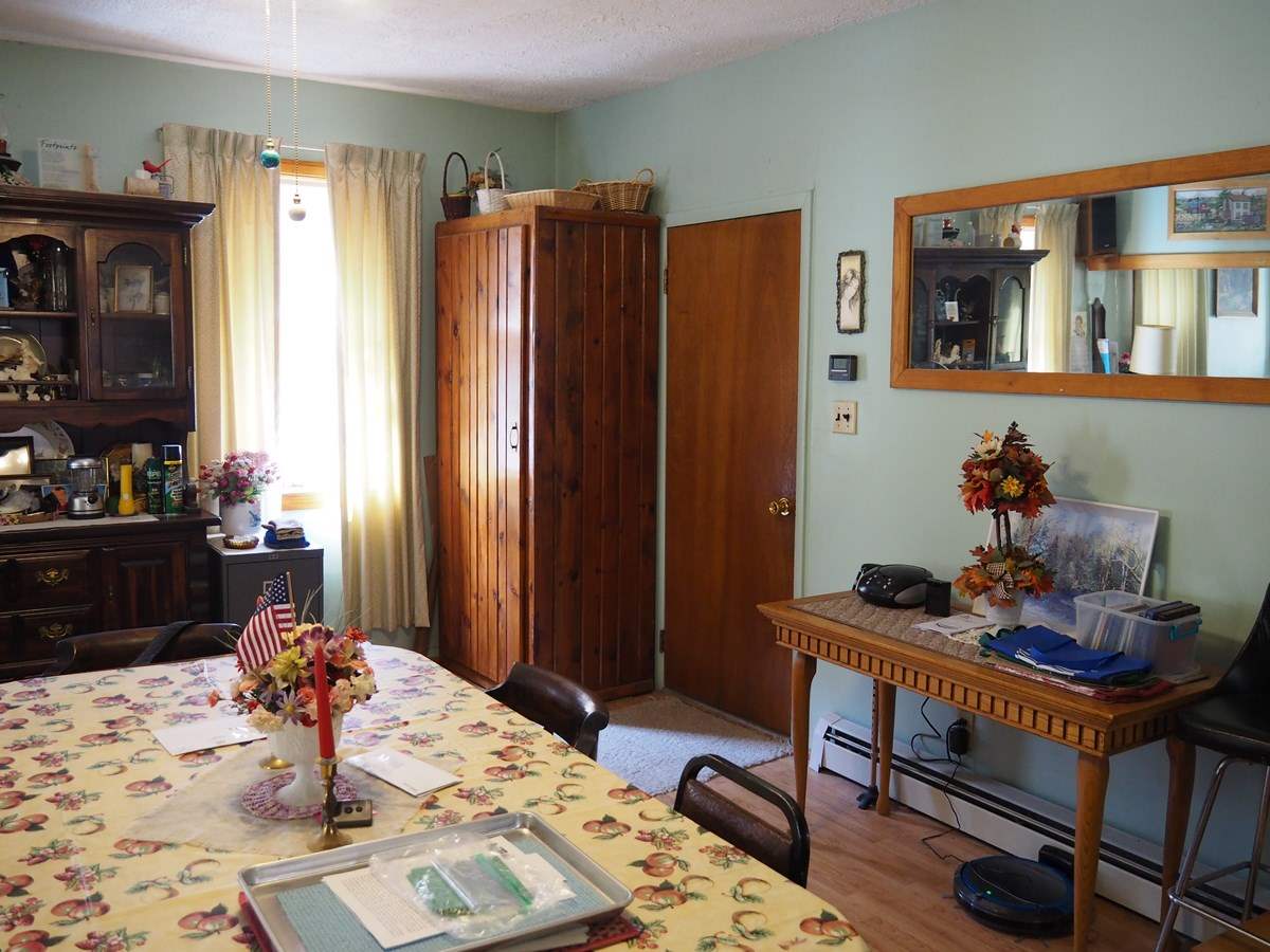 10550 Hooker Road Honor, MI 49640 - Photo 4 of 46 1844389-3.JPG